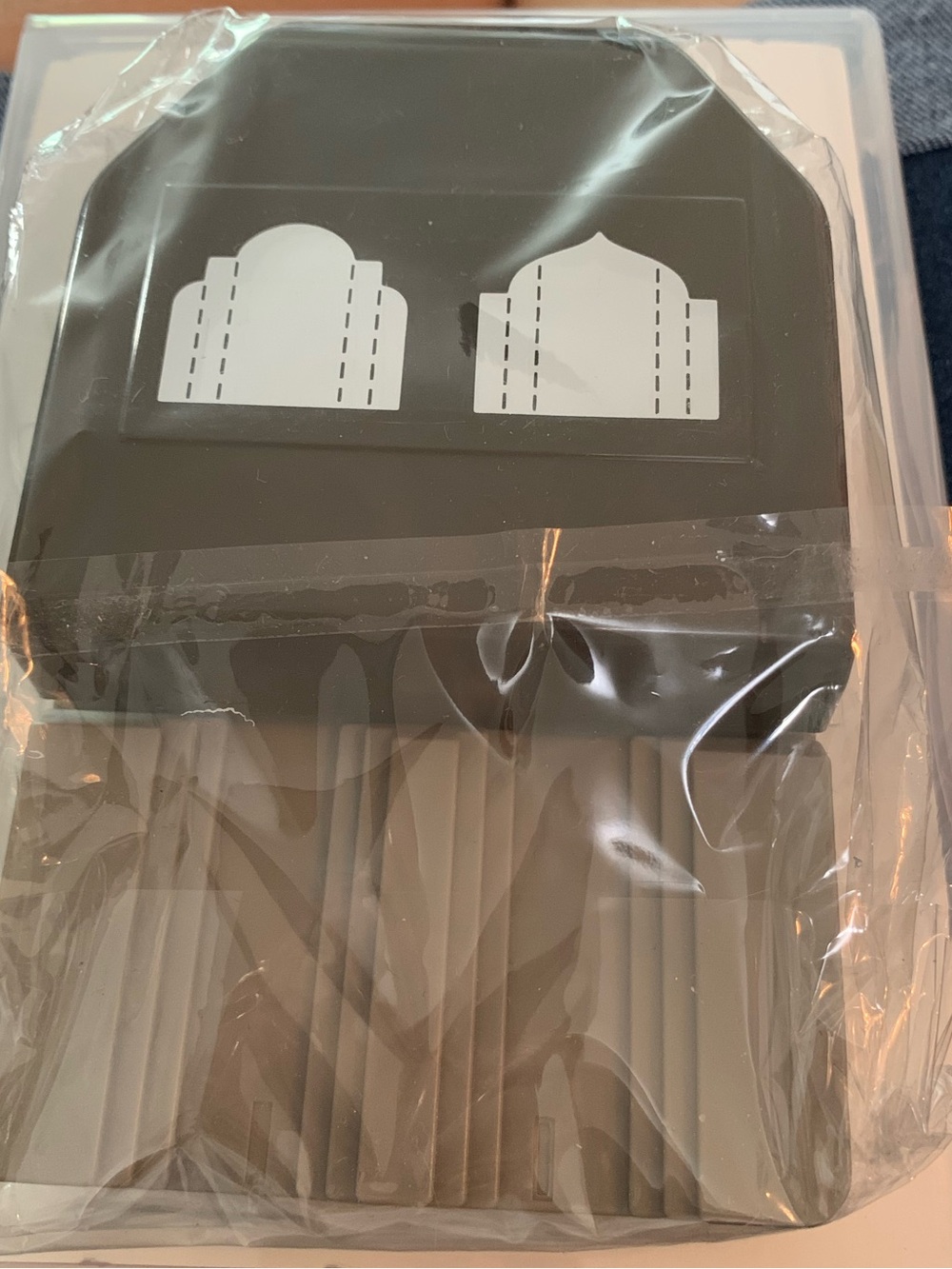 Stampin' Up! Treasured Tags Pick A Punch - Gray Plastic